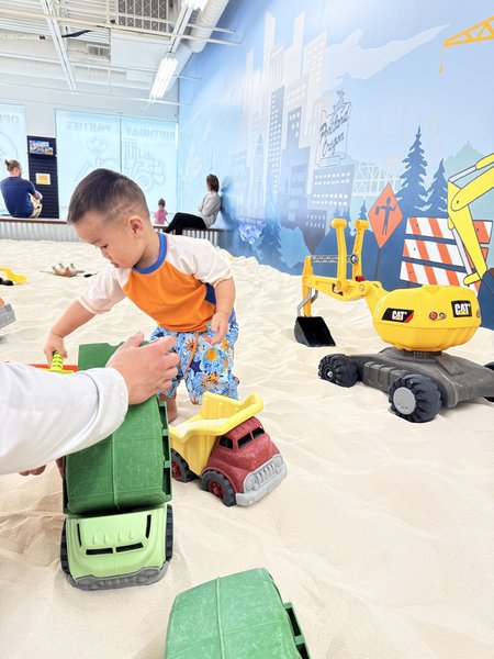 DiG PDX - Oregon's Largest Indoor Sandbox photo 6