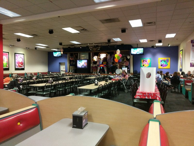 Chuck E. Cheese photo 5