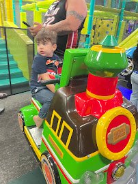 Chuck E. Cheese photo 3