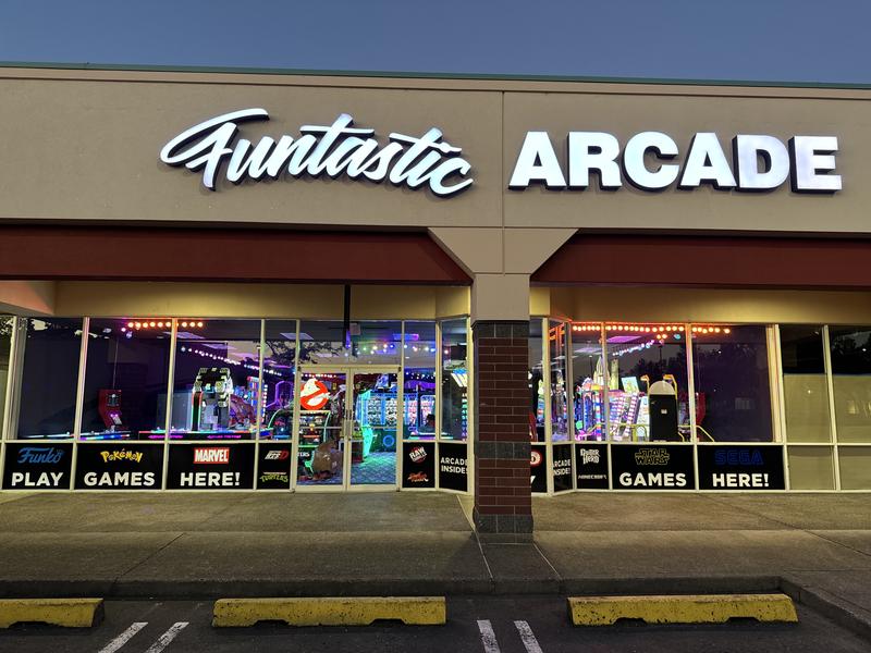 Funtastic Arcade Columbia Gorge Outlets