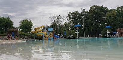 Bensenville Water Park and Splash Pad photo 2