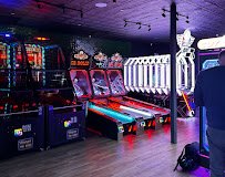 Top Dog Hotdoggery & Arcade photo 2