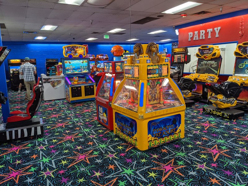 Sandy Nickelcade photo 1
