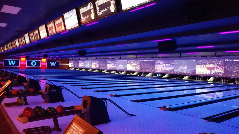 Bowlero Eden Prairie