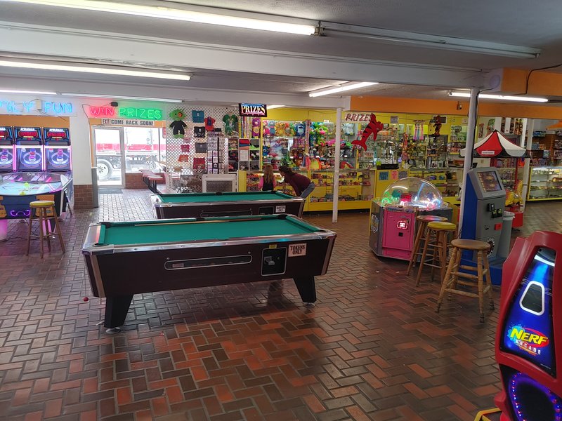Fun-Land Arcade & Snack Bar photo 5