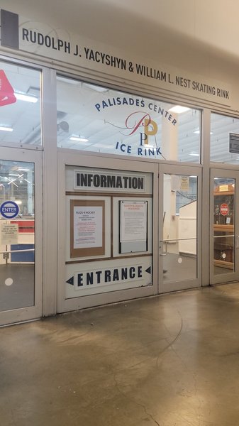 Palisades Center Ice Rink photo 3