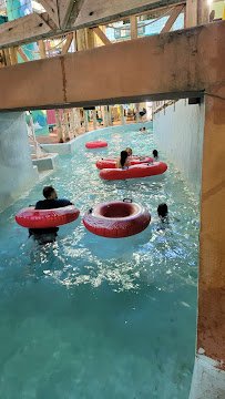 H2Oasis Indoor Waterpark photo 5