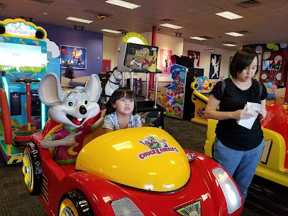 Chuck E. Cheese photo 4