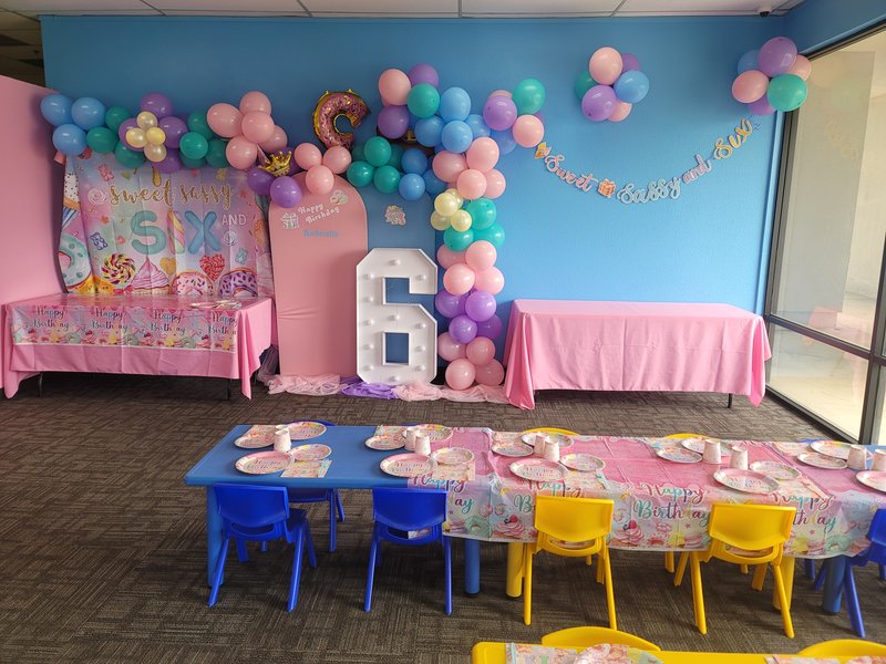 Luv N Huggs Indoor Playground & Party Rentals photo 6