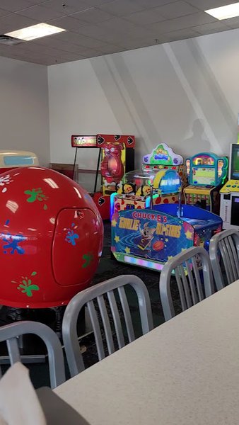 Chuck E. Cheese photo 2
