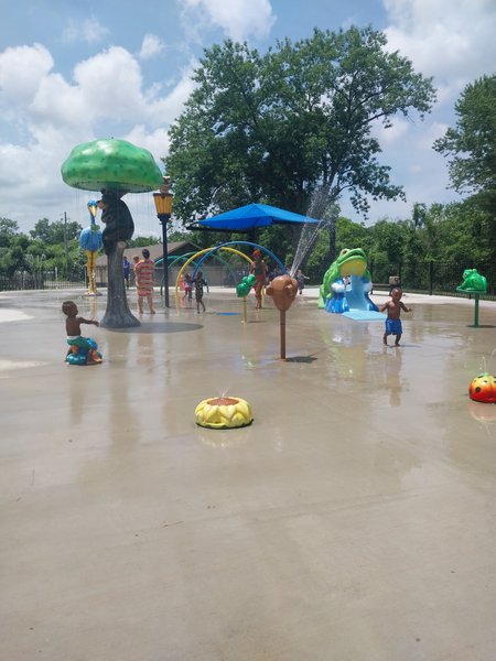 Bicentennial Park Splash Pad photo 1