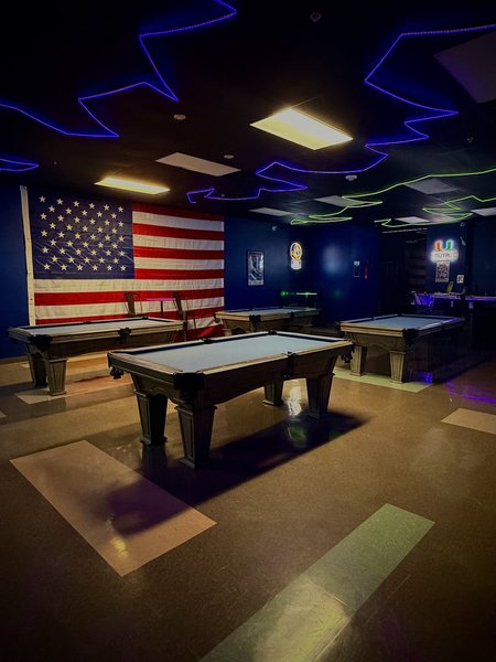Play Money Family Pinball Arcade Bar: Ft. Pierce photo 5