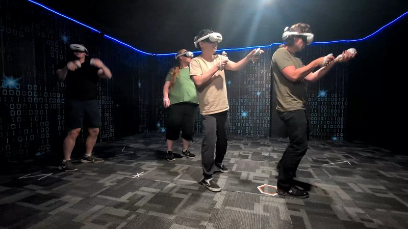 Virtual Realms VR Arcade photo 2