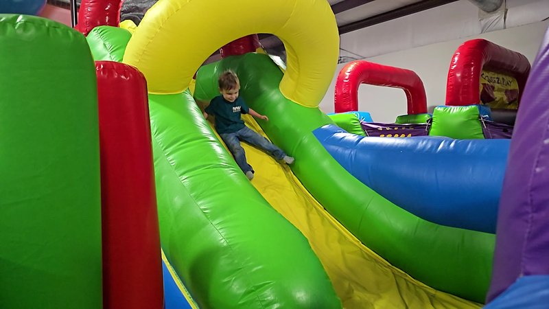 Bounce Mania photo 2
