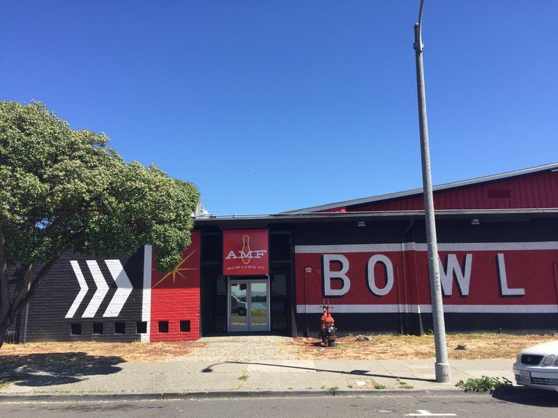 Lucky Strike Alameda photo 5