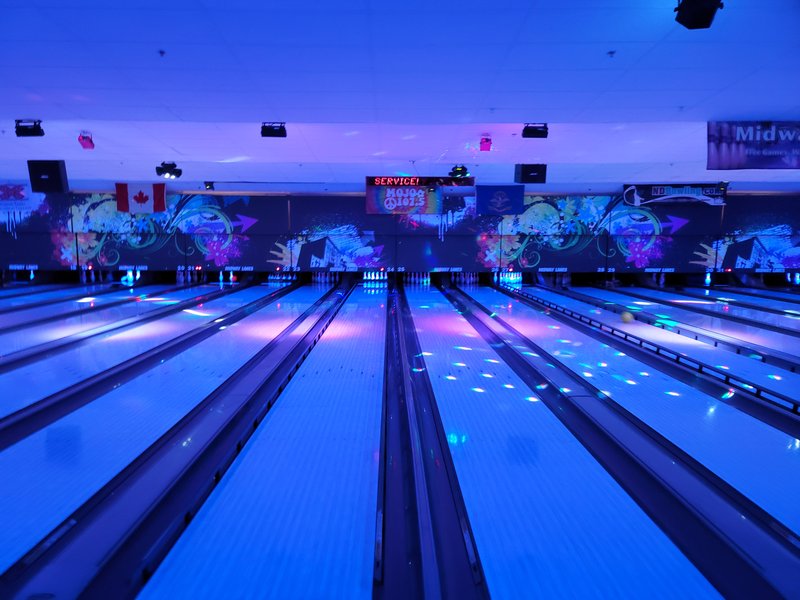 Midway Lanes Club & Trophy photo 5