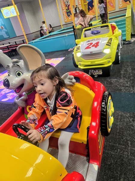 Chuck E. Cheese photo 3
