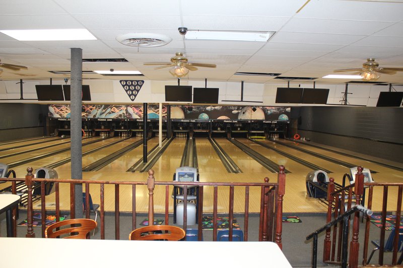 Juanitos Family Bowling Center