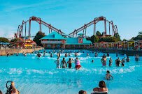 Kentucky Kingdom & Hurricane Bay photo 3