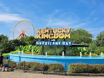 Kentucky Kingdom & Hurricane Bay photo 5
