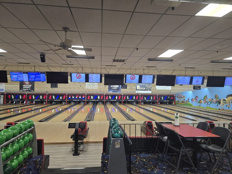 Ripics Carousel Lanes photo 4