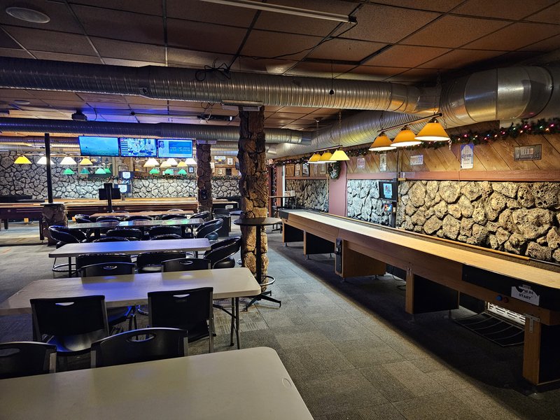 Madison Park Family Bowling Center photo 6