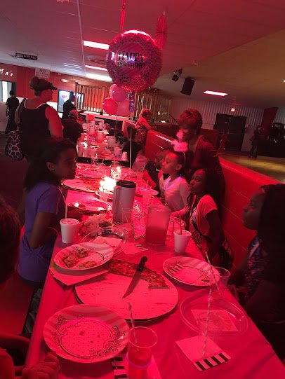 Star Roller Rink photo 3