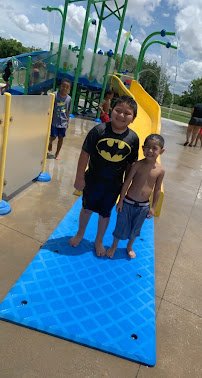 Sears Splash photo 4