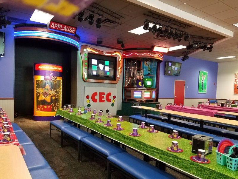 Chuck E. Cheese photo 6