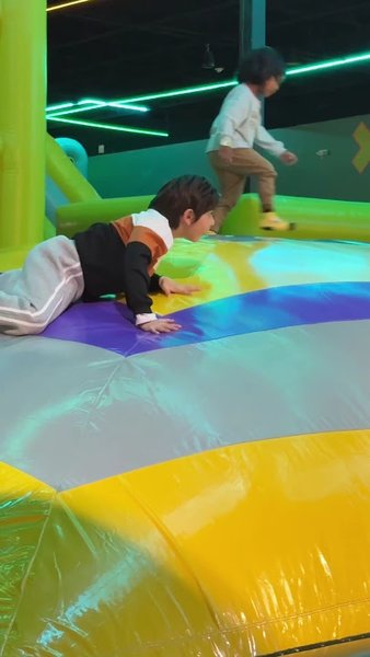 Super Llama Inflatable Park photo 2