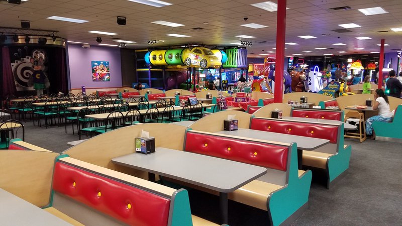 Chuck E. Cheese photo 3