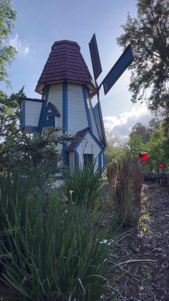 Sherman Oaks Castle Park photo 2