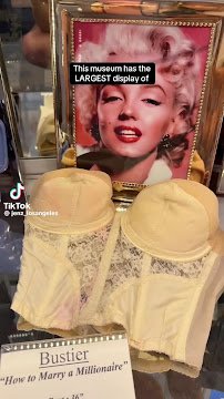 The Hollywood Museum photo 2