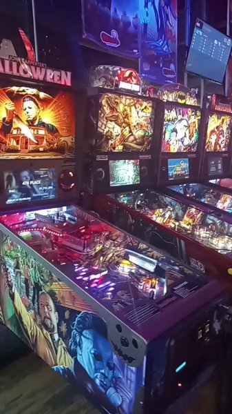 Flippers Family Arcade photo 2