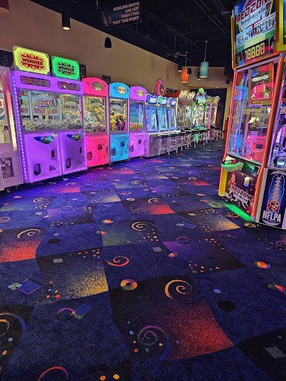 Stars and Strikes photo 4