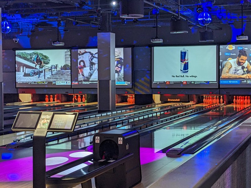 Round1 Bowling & Arcade Danbury Fair Mall photo 6
