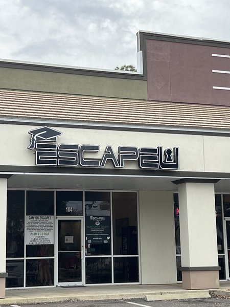 Escape U photo 2