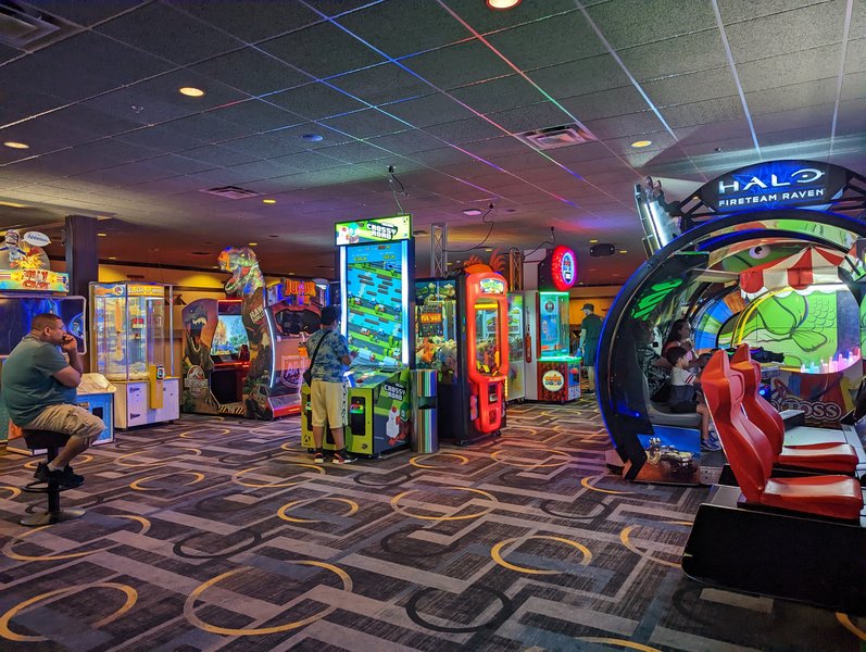Town Line Luxury Lanes photo 5