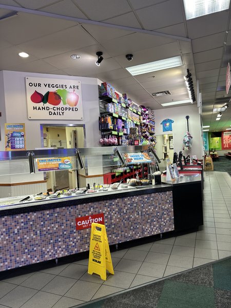 Chuck E. Cheese photo 6