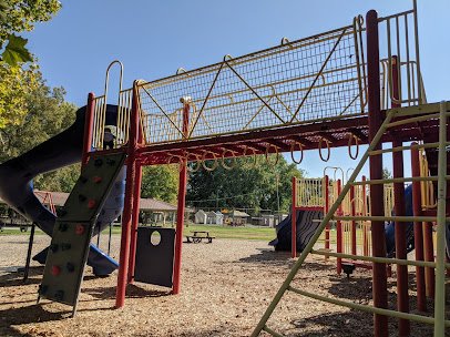Knights Field Sprayground photo 4