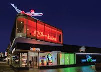 Museum of Neon Art photo 3