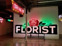 Museum of Neon Art photo 5