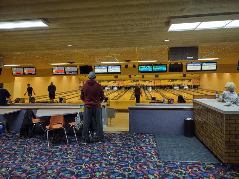 Silver Spur | Lanes & Lounge photo 2