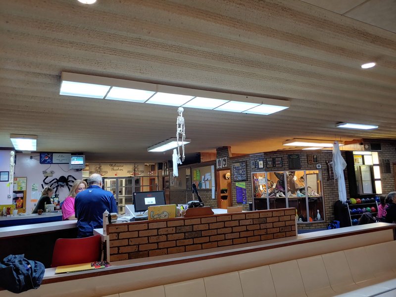 Silver Spur | Lanes & Lounge photo 5