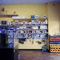 Aquatic Dreams & Funky Monkey Coral photo 3