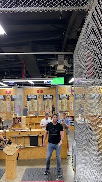 Bury The Hatchet Sandy Springs - Axe Throwing photo 2