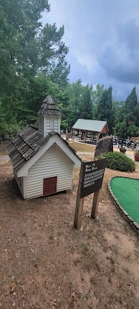 Hurricane Shoals Park Putt Putt photo 6
