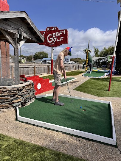 Goofy Golf photo 6