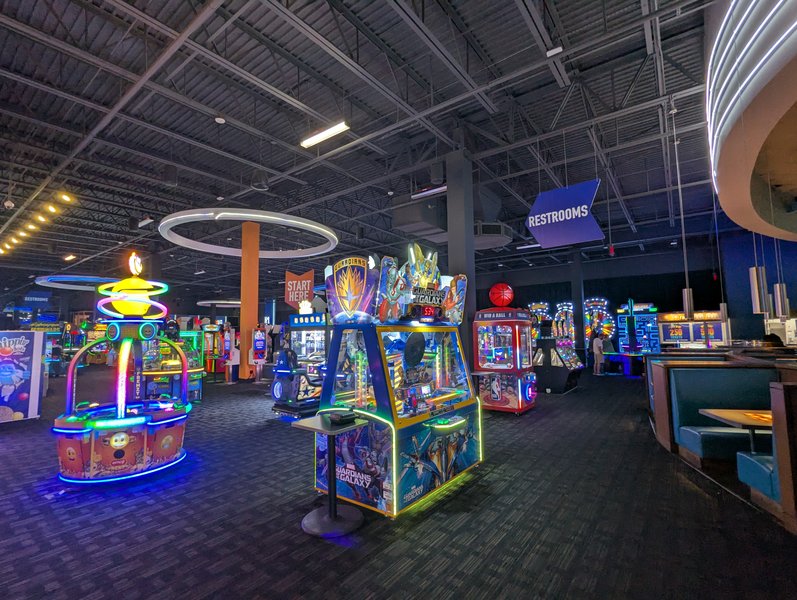 Dave & Buster's Capitol Heights photo 5