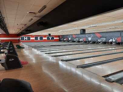 Bowlero Denton photo 3